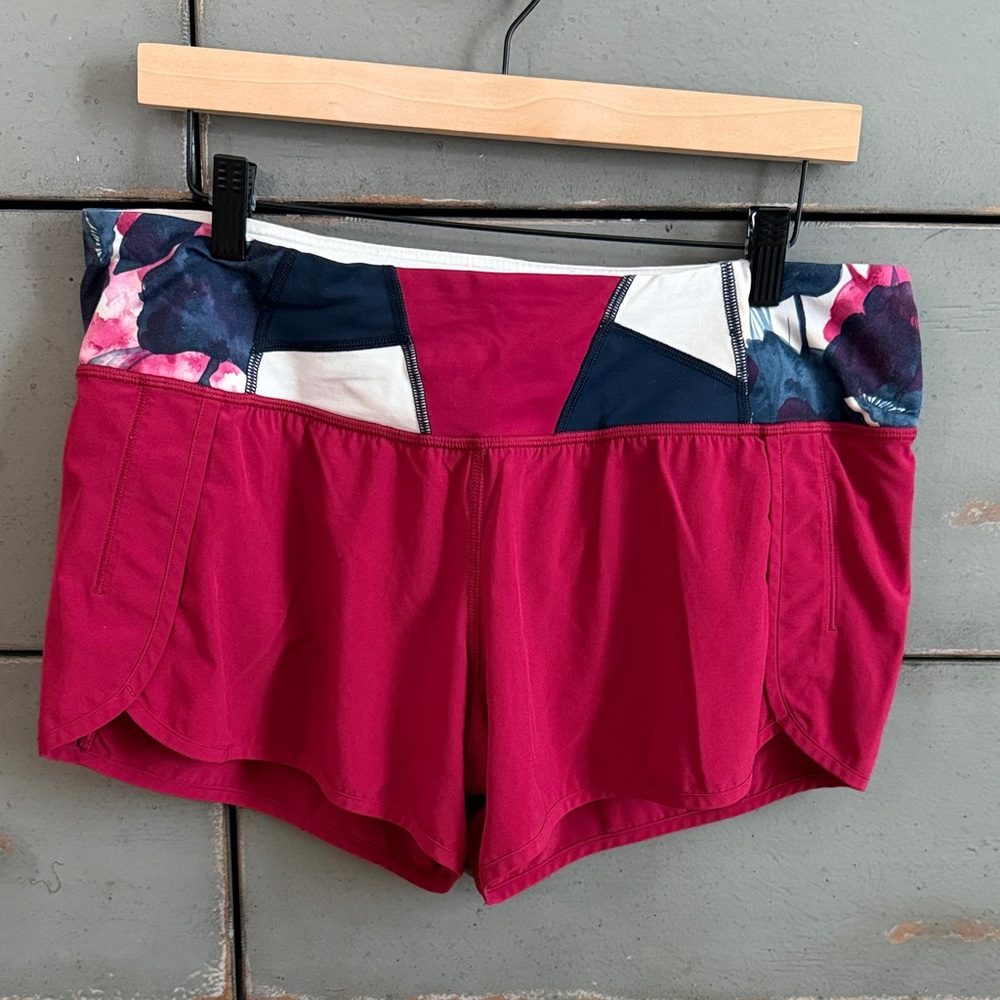 lululemon Magenta Women’s Athletic Shorts with Patterned Waistband size 10